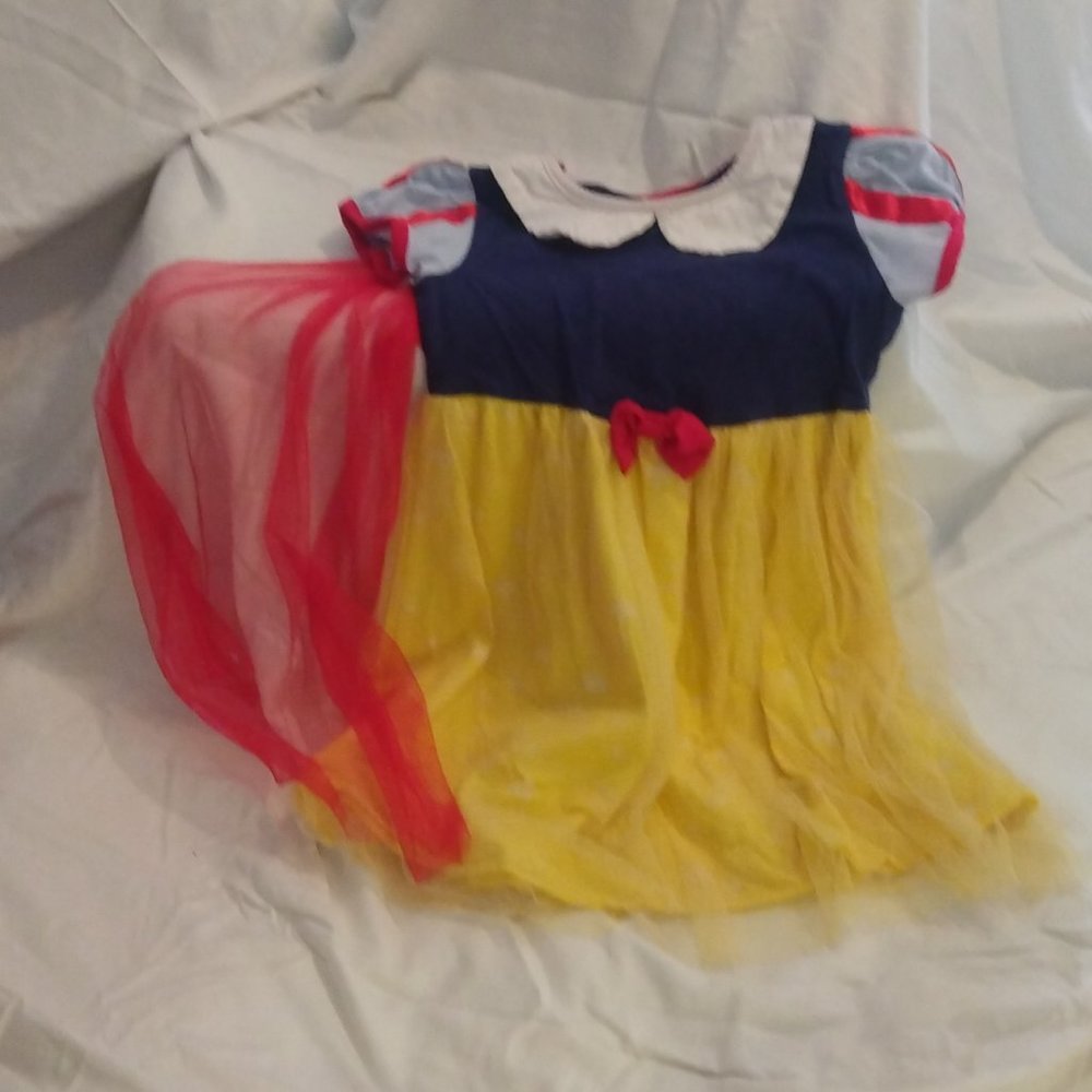 Snow White playground dress